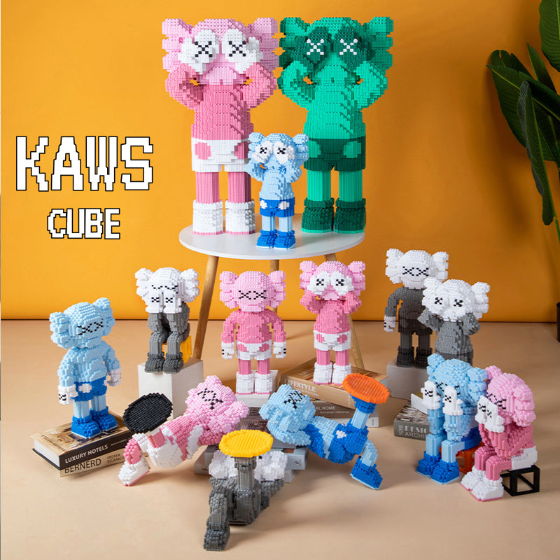 カウズ KAWS  Holiday UK 2021:Nanoblock ブルー ナノブロック「342mm」0904-5