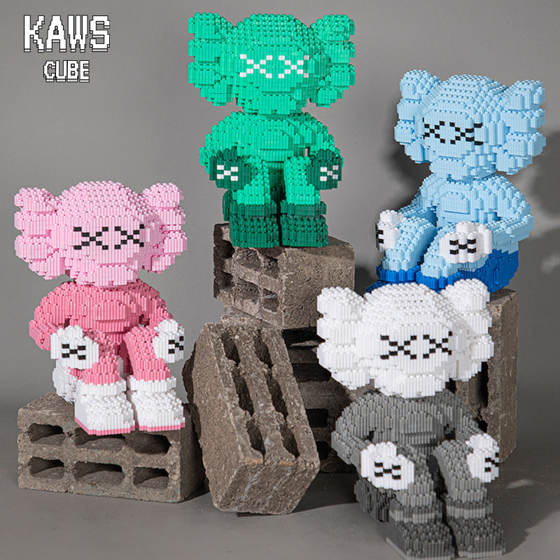 カウズ  KAWS HOLIDAY II : Nanoblock  グレー  ナノブロック「242mm」0912-04